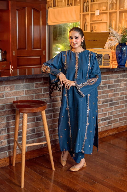 Urge Winter Collection 2026 – 3-Piece Unstitched Suit